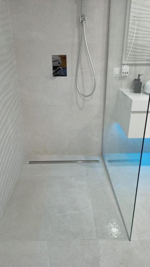 טורוקס Laguna Beach Wohnung Mit Freiem Meerblick מראה חיצוני תמונה